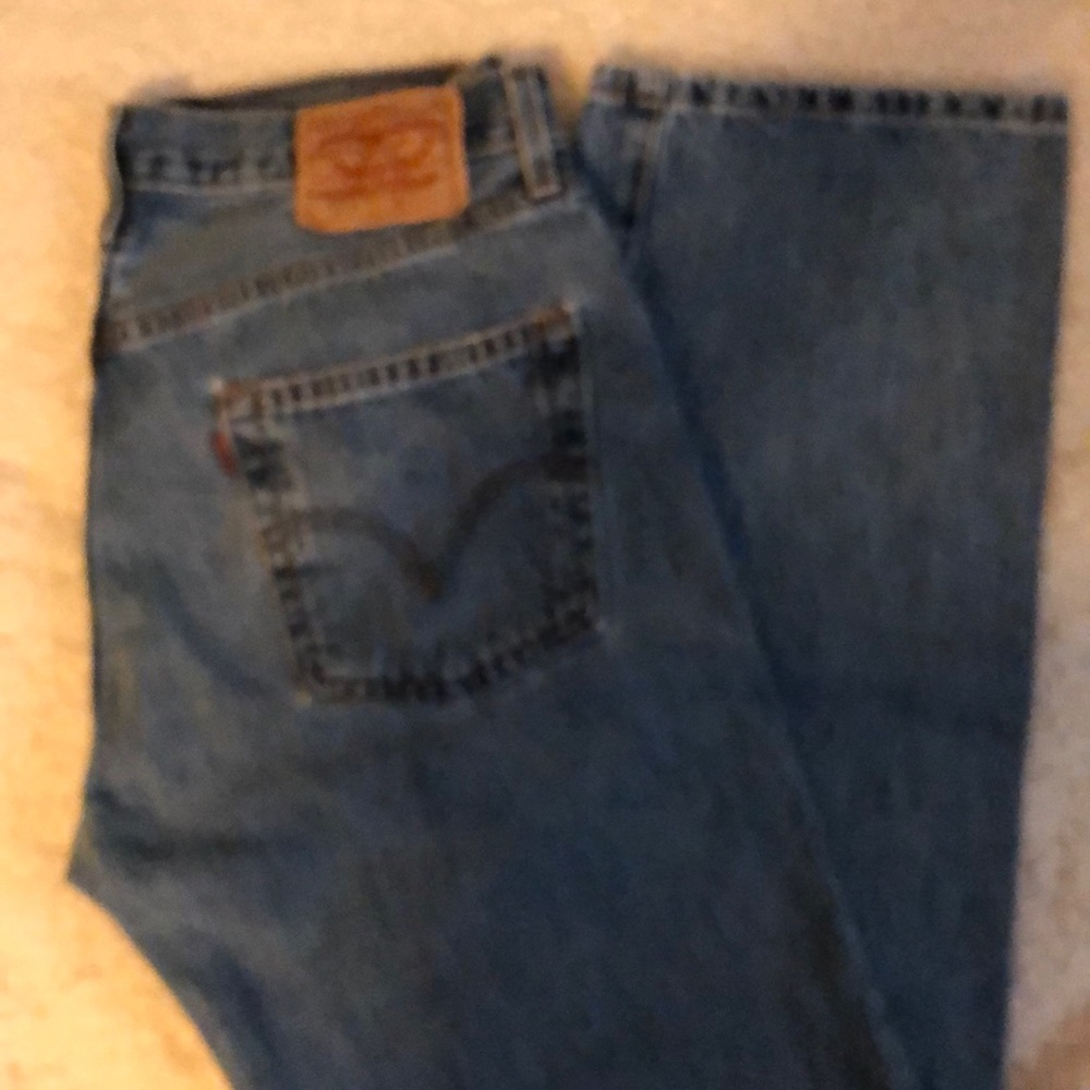 Mens Levi’s 501 33x34 Button Fly Jeans